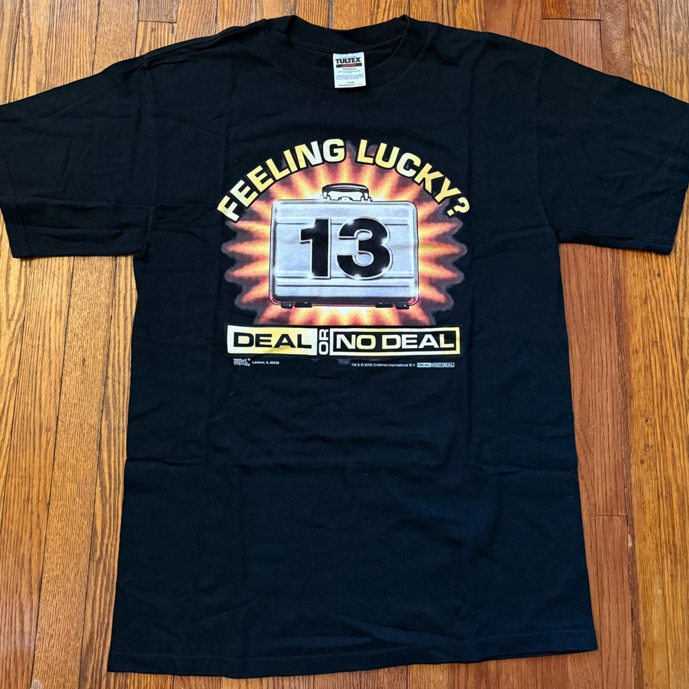 Y2K Deal Or No Deal Vintage T-Shirt